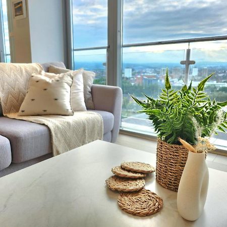 Pass The Keys Stunning Penthouse With Balcony Sunset Views Leilighet Belfast Eksteriør bilde