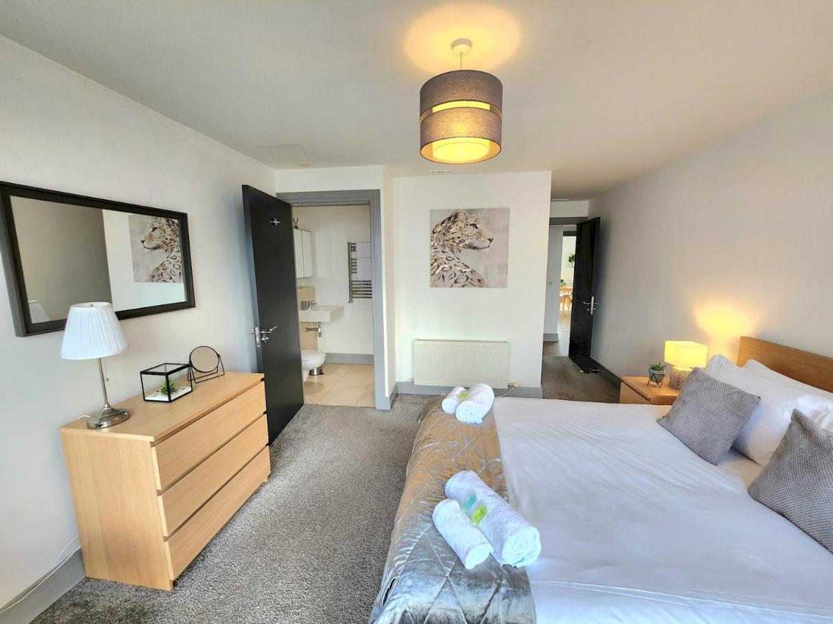 Pass The Keys Stunning Penthouse With Balcony Sunset Views Leilighet Belfast Eksteriør bilde