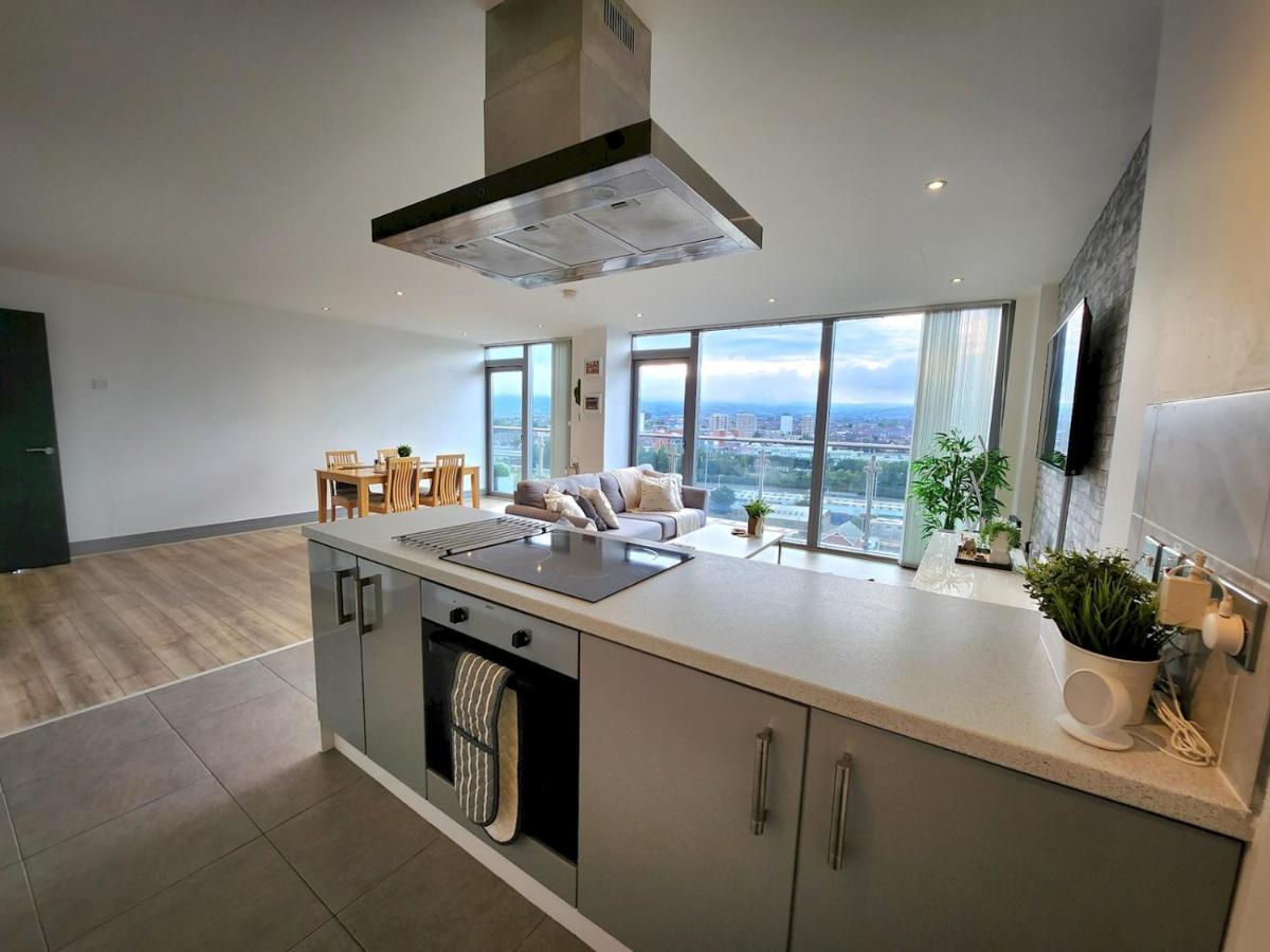 Pass The Keys Stunning Penthouse With Balcony Sunset Views Leilighet Belfast Eksteriør bilde